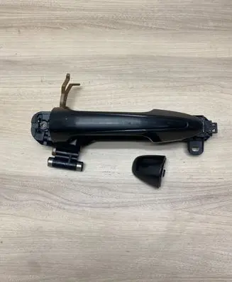 Toyota RAV 4 (XA40) Rear door handle cover 