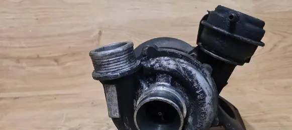 Volvo V70 Turbo GT2052V 8653122