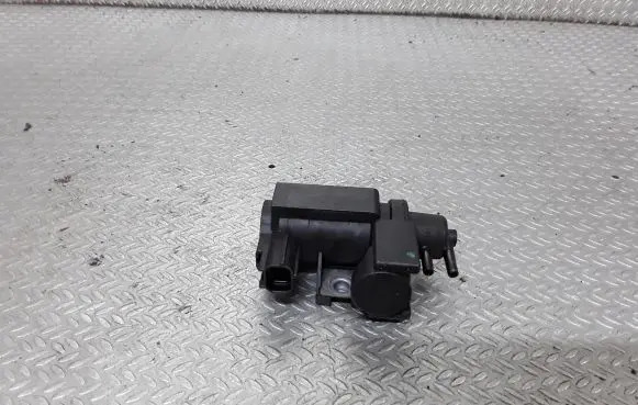 Lexus IS 220D-250-350 Turbo solenoid valve 0051308
