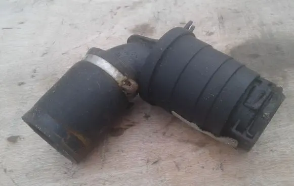 Renault Master III Intercooler hose/pipe 6670865