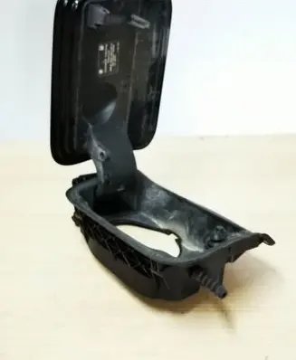 BMW 5 F10 F11 Fuel tank cap 7546830