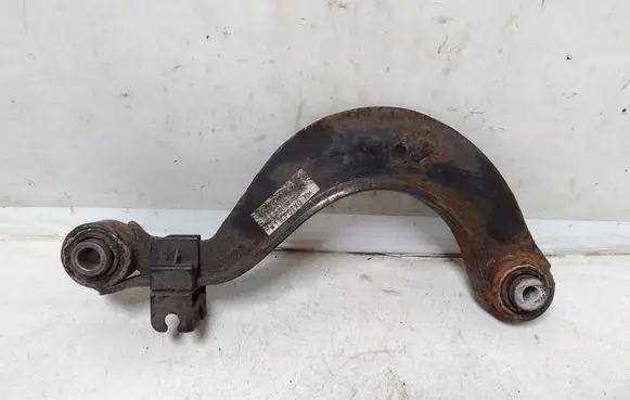Volkswagen PASSAT B7 Rear control arm