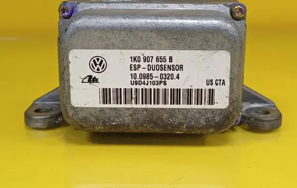 Volkswagen Golf V ESP acceleration yaw rate sensor 1K0907655B