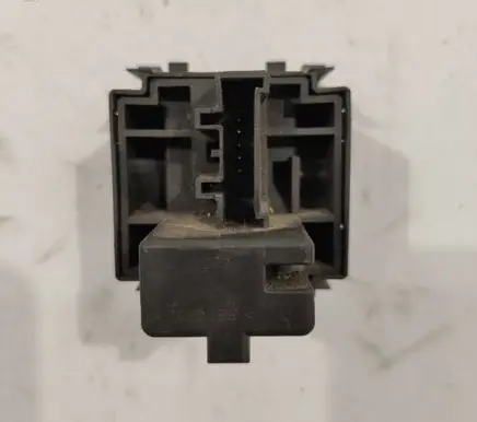 Renault Megane II Headlight level height control switch 8200121805B