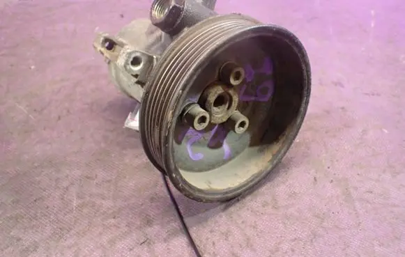 Volkswagen Polo III 6N 6N2 6NF Power steering pump 6N0422155E