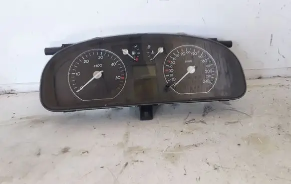 Renault Laguna II Speedometer (instrument cluster)