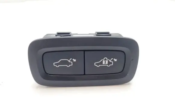 Volvo XC90 Tailgate/boot open switch button 31376890