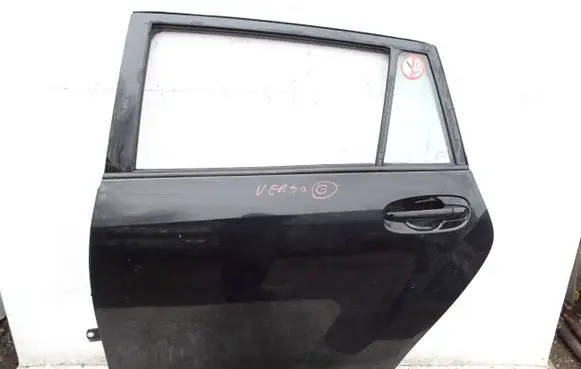 Toyota Verso Rear door rhaqr