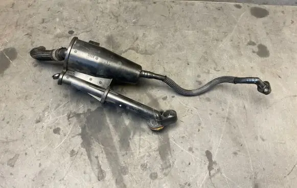 Opel Insignia A Oil breather separator 55567249 A20DT 7033035