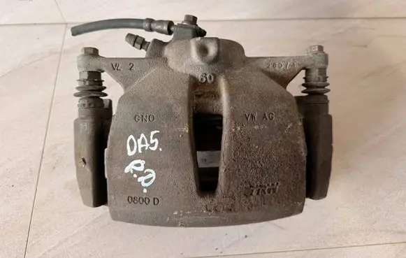 Seat Alhambra (Mk2) Front brake caliper 