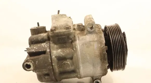 Volkswagen Touran I Air conditioning (A/C) compressor (pump) 1K0820859F