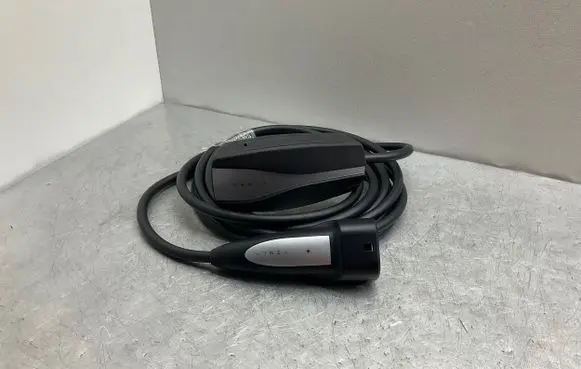 Tesla Model 3 Electric car charging cable 112125400G LXS23219011345 Teslacharger