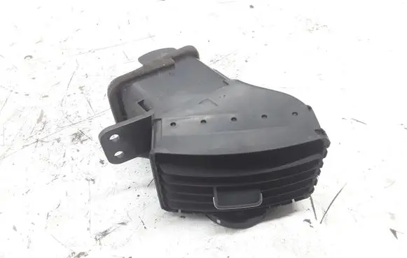 Toyota Corolla Verso AR10 Dash center air vent grill 5565064010