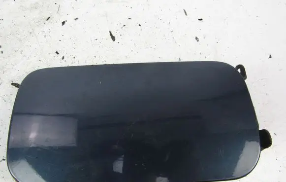 BMW 5 E39 Fuel tank cap trim 