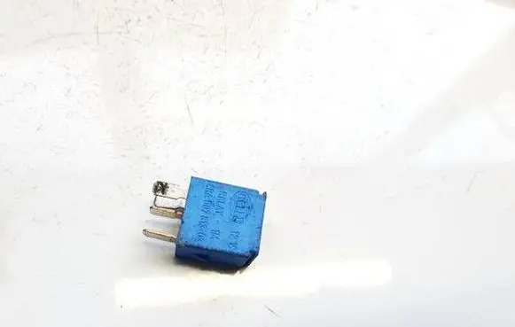 Nissan Primera Other relay 252309f920 4ra007813-03