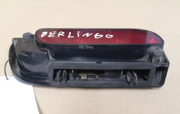 Citroen Berlingo Third/center stoplight 7R02569 4502
