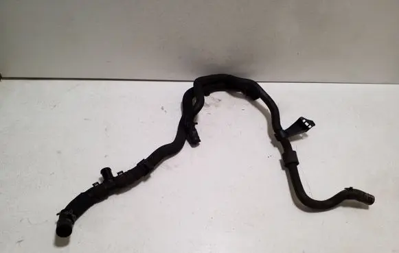 Audi Q3 8U Engine coolant pipe/hose 5N0122109AB