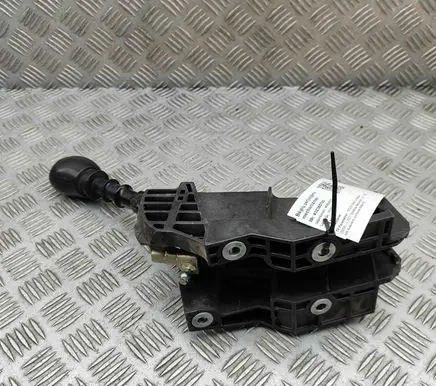 Iveco Daily 6th gen Gear shifter/selector 5802470371