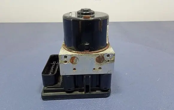 Opel Zafira B ABS Pump 13234911
