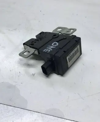 Mini One - Cooper Coupe R56 Tailgate/trunk/boot lock/catch/latch 2754528
