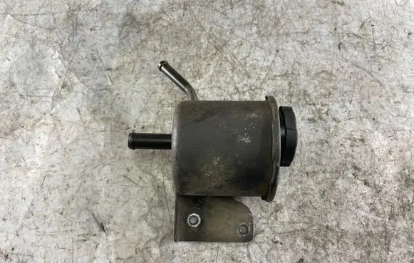 Nissan Patrol Y61 Power steering fluid tank/reservoir