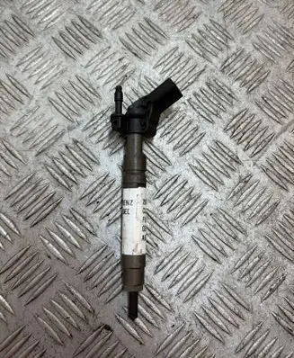 Mercedes-Benz CLS C219 Fuel injector A6420701387 0445115064