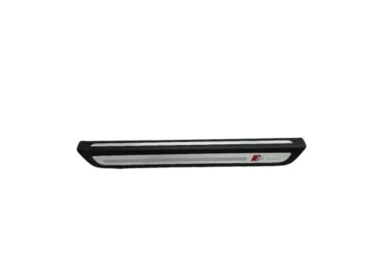 Audi Q5 SQ5 Front sill trim cover 8R0853373C