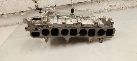 Skoda Octavia Mk4 Intake manifold 05l129766r