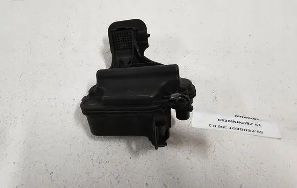 Peugeot 308 Vacuum air tank 9805069780