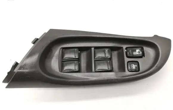 Nissan Almera N16 Electric window control switch 80961