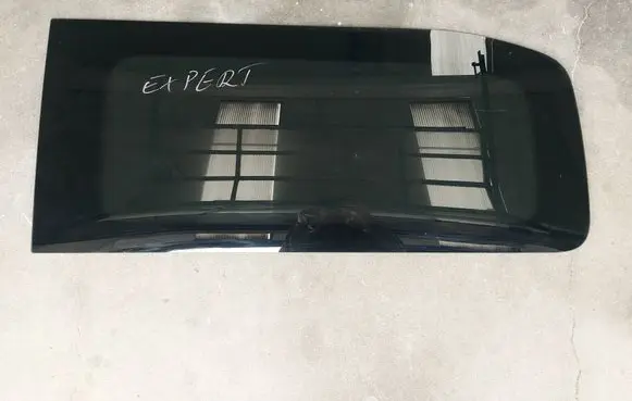 Toyota Proace Rear side window