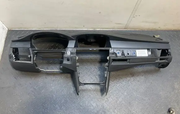 BMW 5 E60 E61 Dashboard 6976436 07B085RB02450