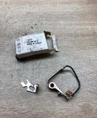 Volkswagen Polo I 86 Ignition distributor 036998051B