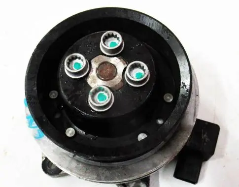 Volkswagen Golf VI Transmission gearbox valve body 01643304