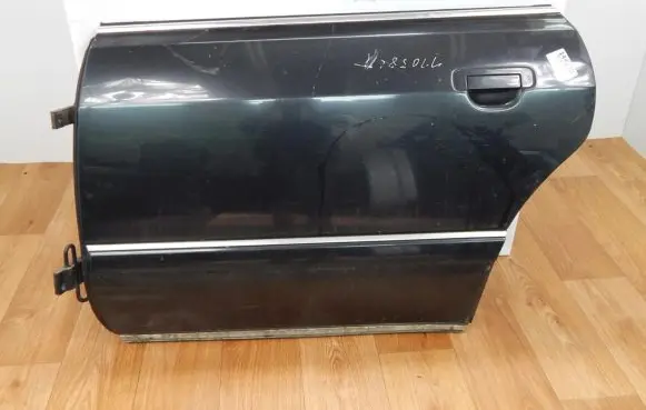 Audi A8 S8 D2 4D Rear door