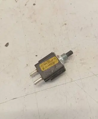 Volkswagen II LT Clutch pedal sensor 0045451814 03805930