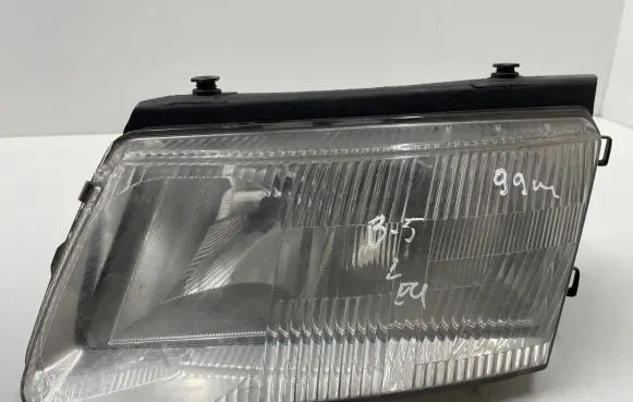 Volkswagen PASSAT B5 Headlight/headlamp 14869100