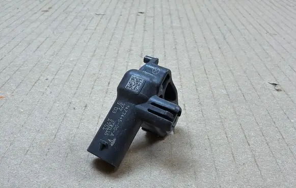 Tesla Model Y Airbag deployment crash/impact sensor 147344500A