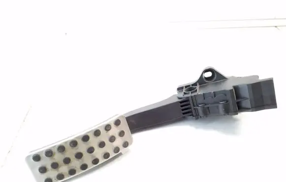 Mercedes-Benz B W246 W242 Accelerator throttle pedal A2463001604