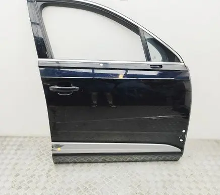 Audi Q7 4M Front door 4M0831052F