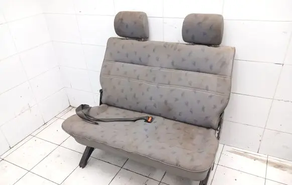 Volkswagen Transporter - Caravelle T4 Second row seats 