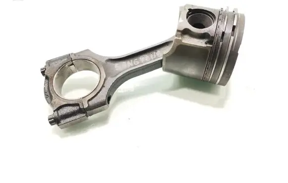 SsangYong Rexton Piston with connecting rod 