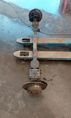 Renault Master III Rear axle beam 555110236R