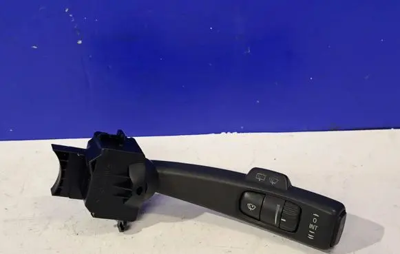 Volvo V50 Wiper control stalk 8691993