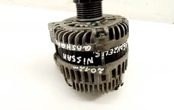 Nissan Qashqai Generator/alternator P0835607