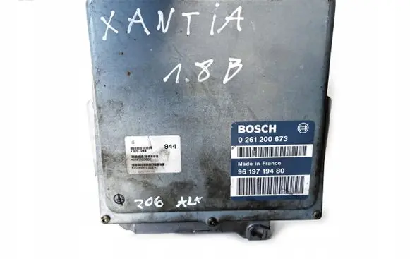 Peugeot 406 Engine control unit/module 9619719480