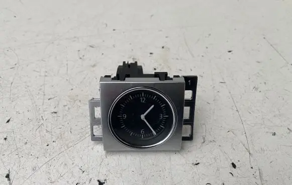 Volkswagen PASSAT B7 Clock 3AA919204A