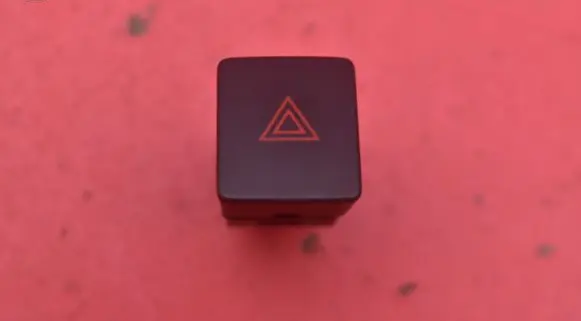 Nissan Micra C+C Hazard light switch