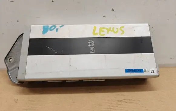 Lexus IS 220D-250-350 Sound amplifier 862800W360