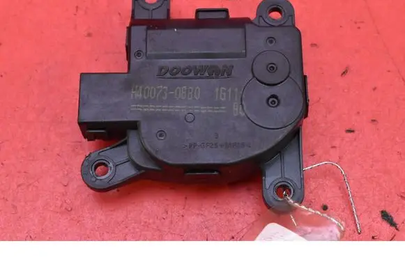 Hyundai Genesis Air flap motor/actuator H400730880